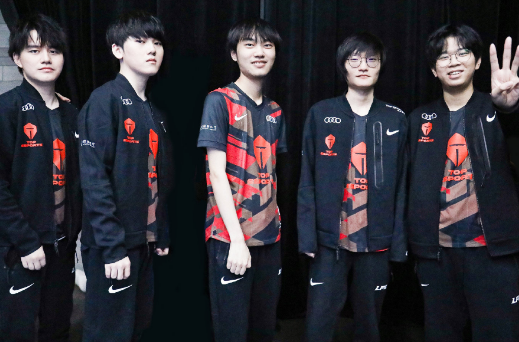 了球队的防 了球队的防